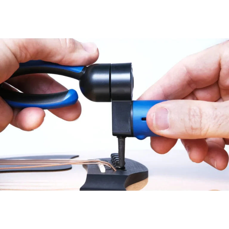 MusicNomad Grip One All-in-one String Winder, Cutter, Puller