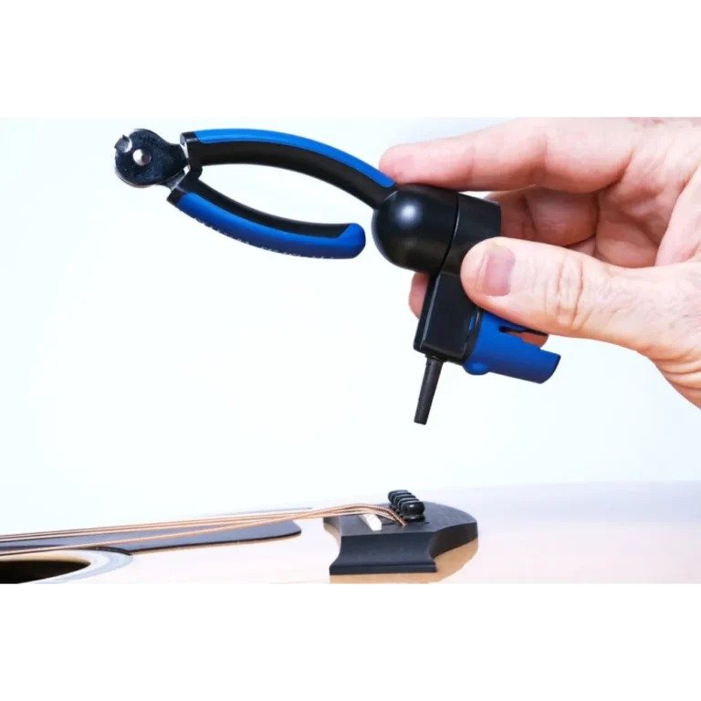 MusicNomad Grip One All-in-one String Winder, Cutter, Puller