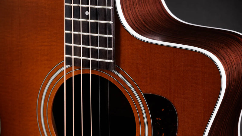 Taylor 214ce Special Edition Honeyburst