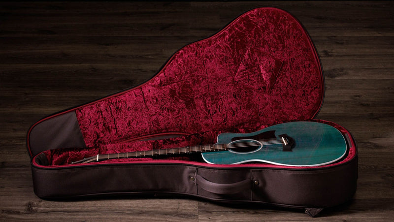 Taylor 214ce Plus Special Edition - Transparent Blue
