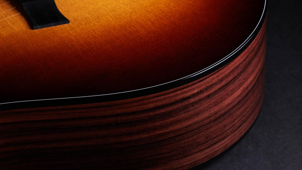 Guitarra electroacústica Taylor 217e-SB Plus edición limitada 50th Anniversary