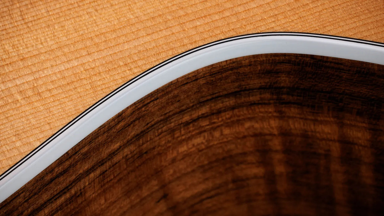 Taylor 214ce DLX Figured Ovangkol Sunset Blvd - Natural