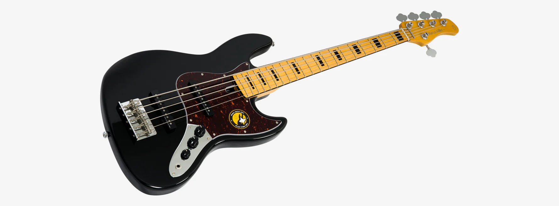 Padre Larry Carlton L7