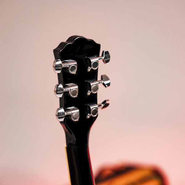 Washburn WA90CEVSB Dreadnought Acoustic Electric - Tobacco Burst