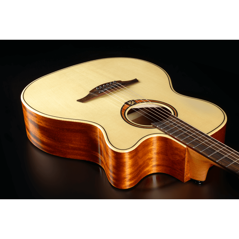 LAG Guitars Tramontane 88 Auditorium Cutaway A/E - Natural