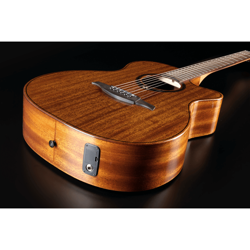 LAG Guitars Tramontane 98 Auditorium CE - Natural