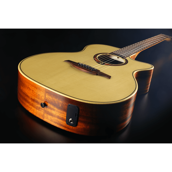LAG Guitars Tramontane 88 Auditorium Cutaway A/E - Natural