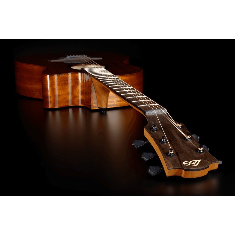 LAG Guitars Tramontane 98 Auditorium CE - Natural