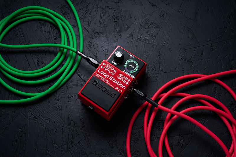 Boss Straight to Right Angle 10 ft. Instrument Cable - Red
