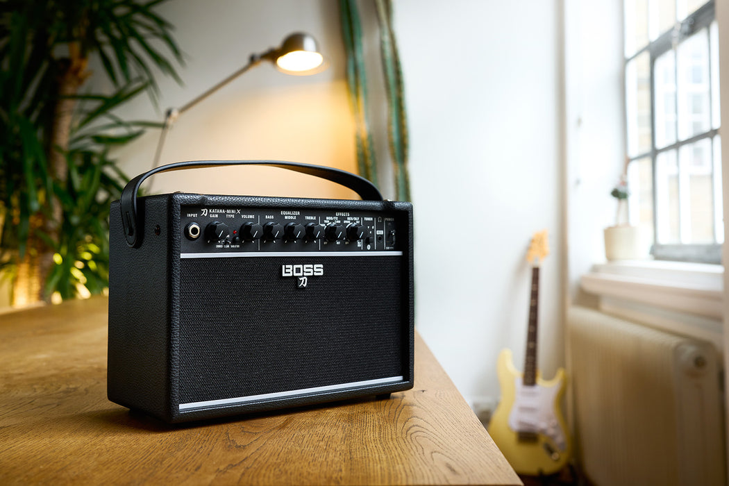 Boss Katana-Mini X 10-watt 1 x 5-inch Combo Amplifier