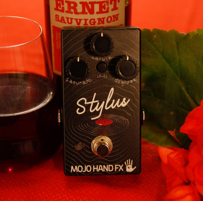 Mojo Hand FX Stylus Tuxedo Edition Saturation Pedal